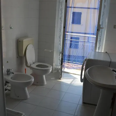 Casa Vacanza Maria-fiumaretta Bocca di Magra