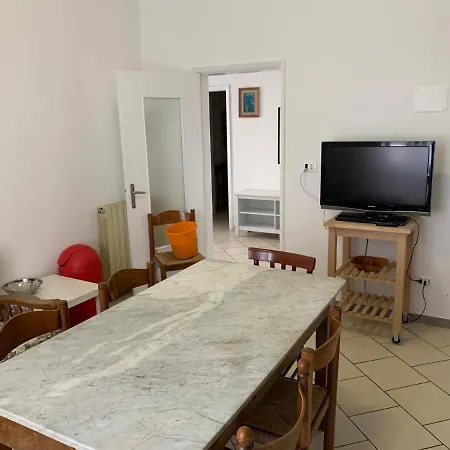 Casa Vacanza Maria-fiumaretta * Bocca di Magra